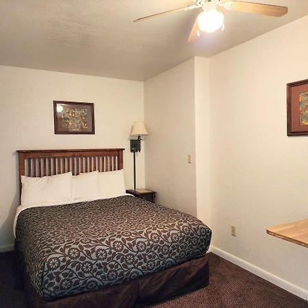 Canyon Motel Near Rocky Mountain National Park Hot Sulphur Springs Εξωτερικό φωτογραφία